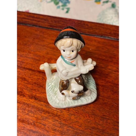 VTG 50s German Porcelain Figurine Boy w stringed instrument & squirrel 3 in tall - Picture 3 of 10
